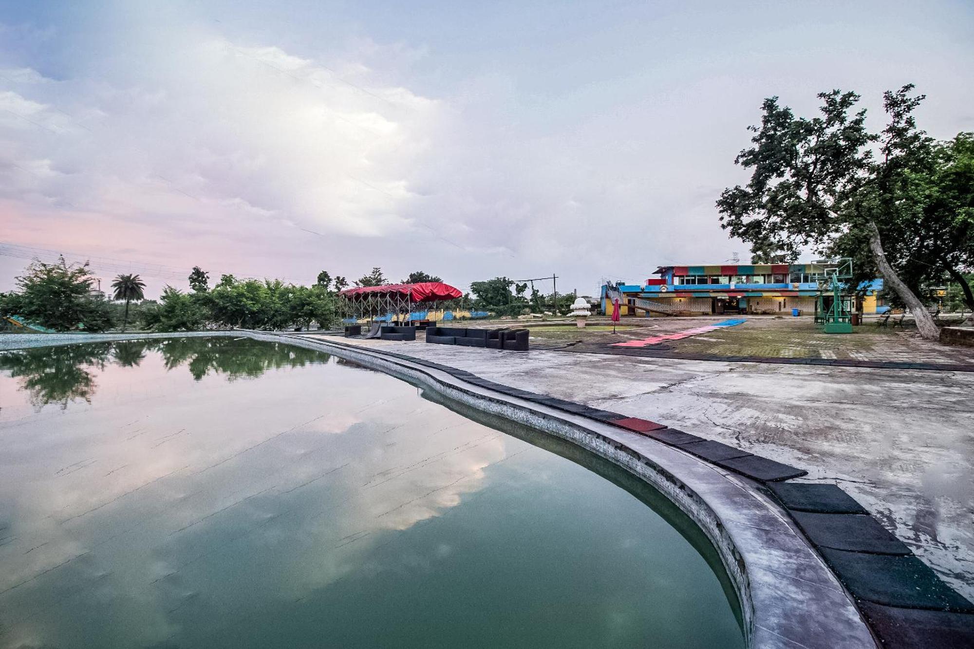 Collection O Panorama Country Club And Resort Rupnarayanpur Exterior photo