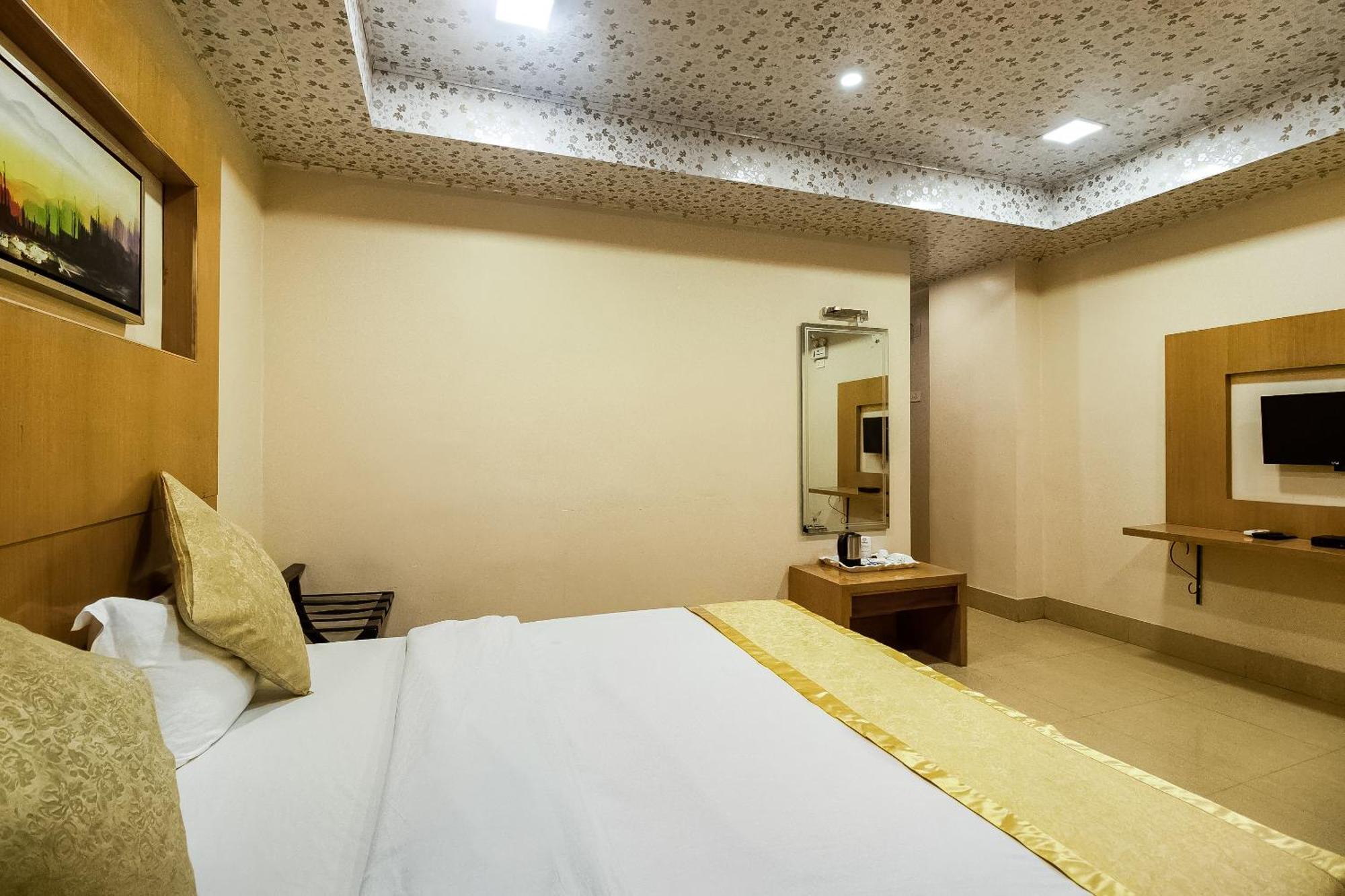 Collection O Panorama Country Club And Resort Rupnarayanpur Exterior photo