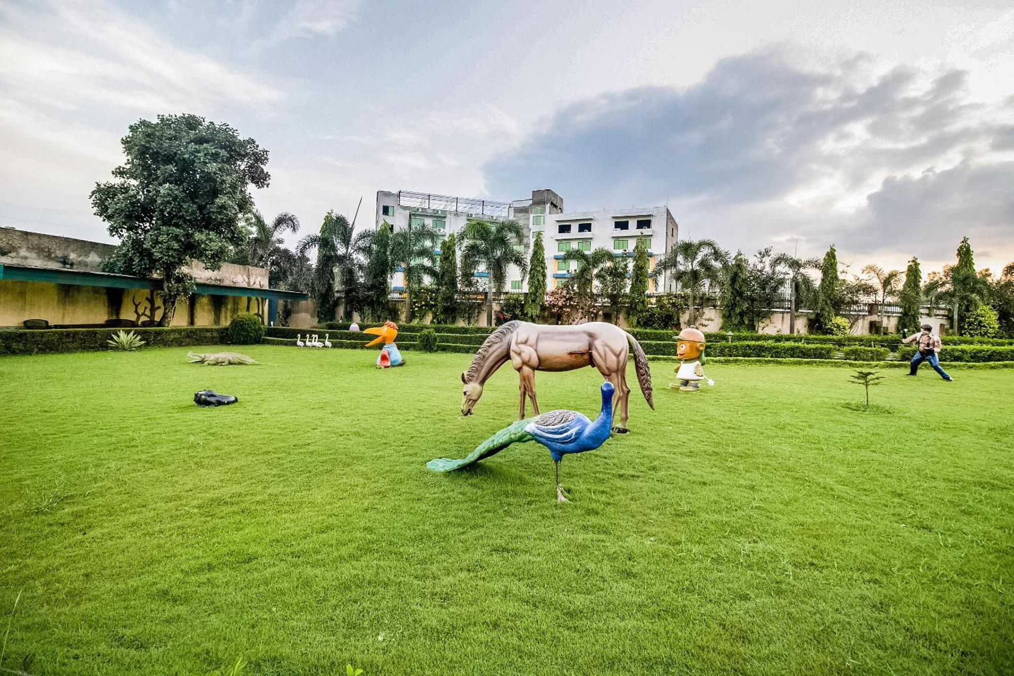 Collection O Panorama Country Club And Resort Rupnarayanpur Exterior photo