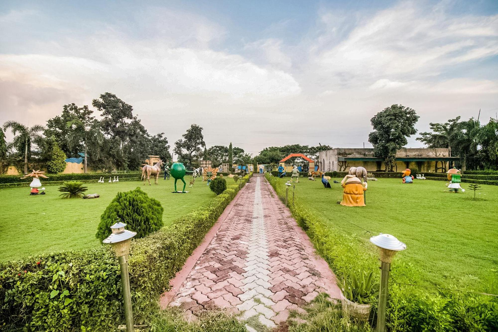 Collection O Panorama Country Club And Resort Rupnarayanpur Exterior photo